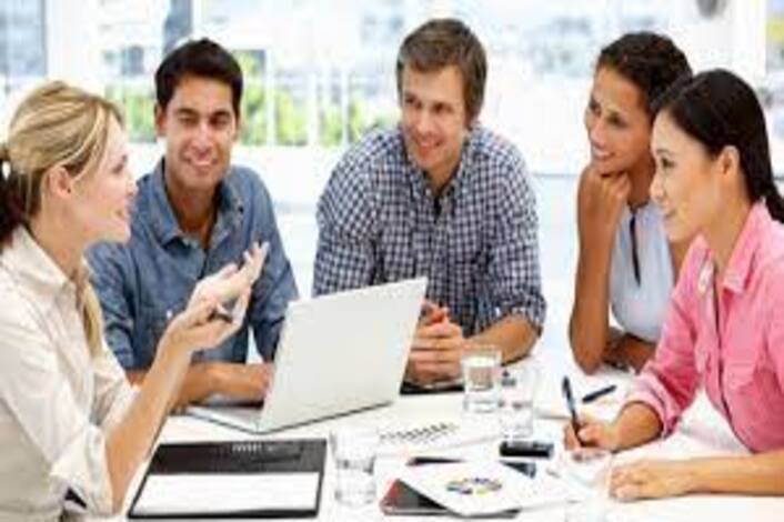 sectores que generan más puestos de trabajo