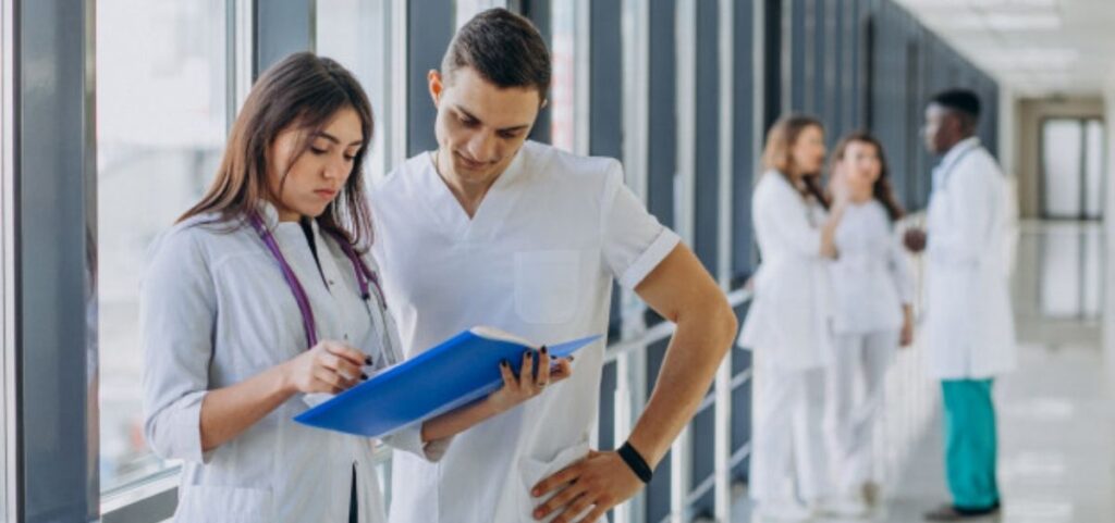 cuanto ganan los técnicos en enfermería en Perú